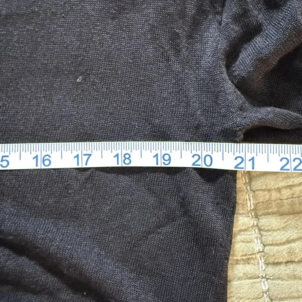 J.CREW Linen/Viscose Lightweight V Neck Black‎ Sweater Side Buttons SZ M Preppy